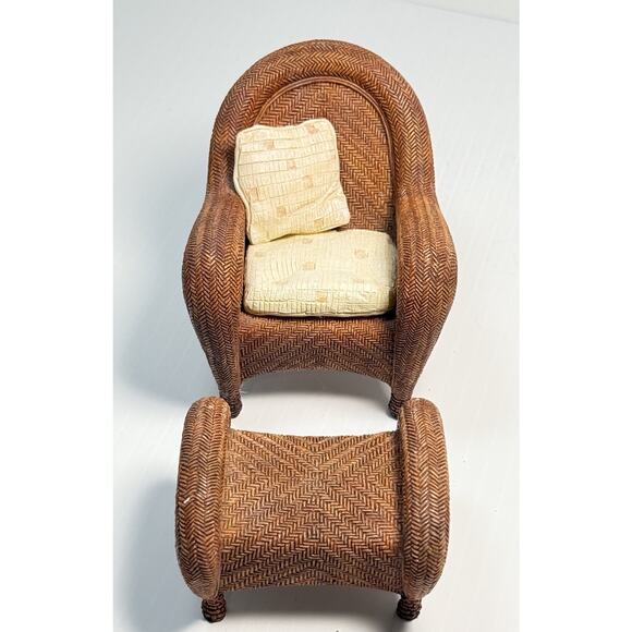 Vtg TAKE A SEAT Wicker Chair w/Ottoman - Raine Willetts Miniatures Dollhouse - Picture 5 of 7